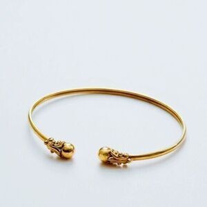 Antique Gold Ornate Open Bangle Bracelet​​